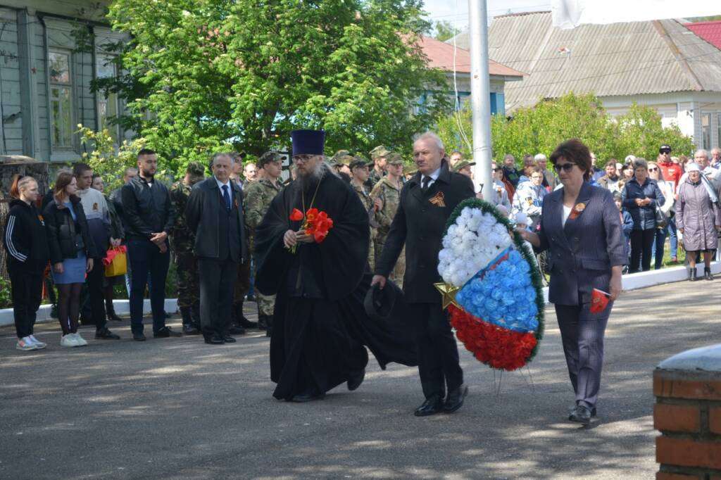 Протоиерей Сергий Сорвачев принял участие в митинге, посвященном 78-й годовщине Победы в Великой Отечественной войне