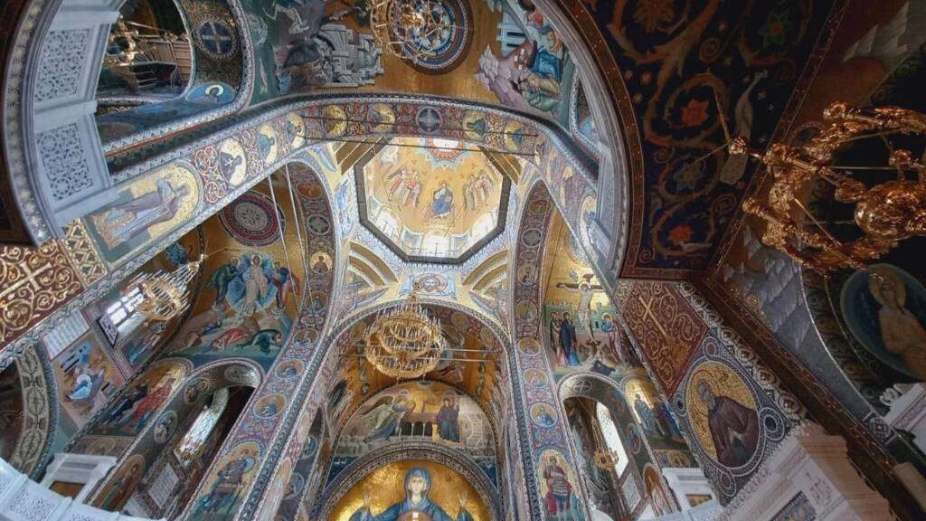 Группа паломников из Касимовской епархии совершила паломничество в Свято-Троицкий Серафимо-Дивеевский женский монастырь