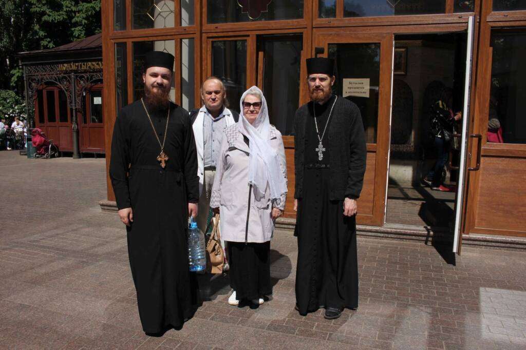 Группа паломников из Архиерейского подворья села Лашма Касимовского района  совершила паломничество по святым местам города Москвы