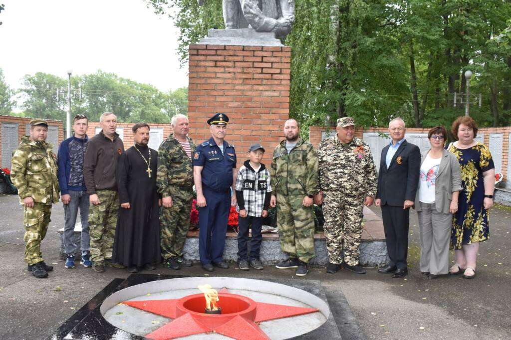 Руководитель МСПО "Небесный купол" иерей Михаил Егоров принял участие в митинге, посвященном дню памяти ветеранов боевых действий