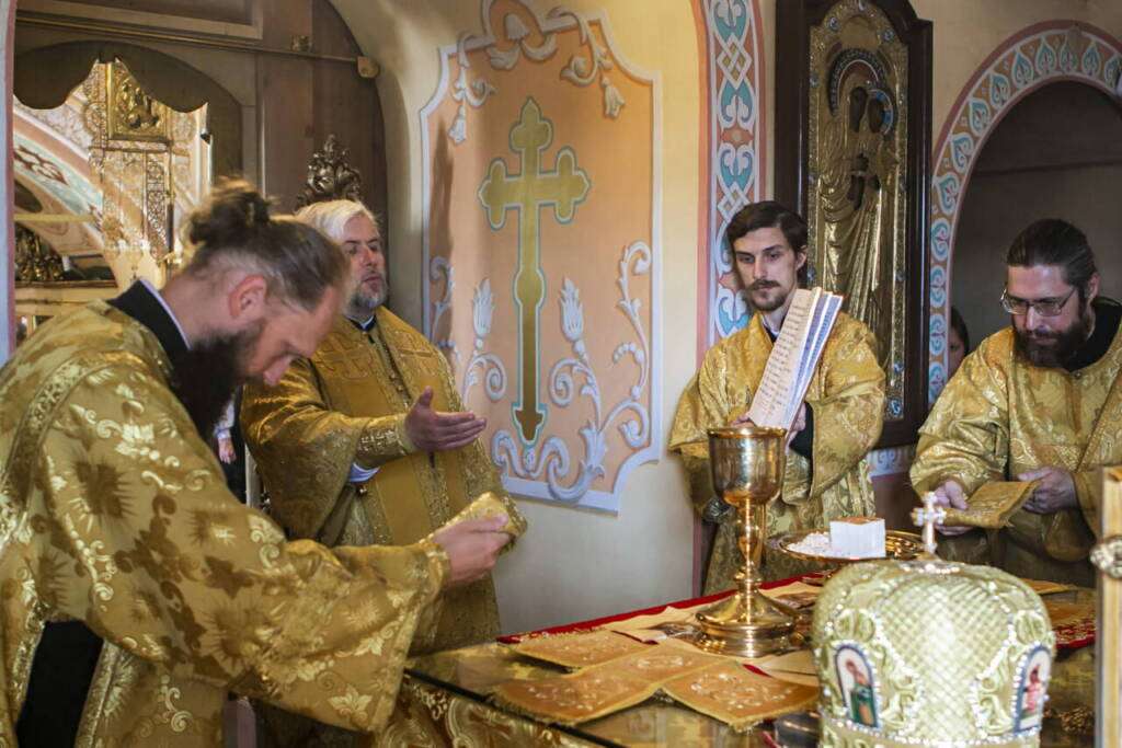 Божественная Литургия в Неделю 4-ю по Пятидесятнице в Никольском храме города Касимова