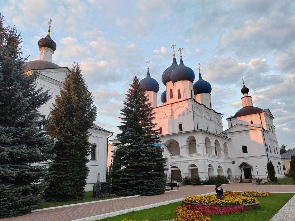Группа паломников Касимовской епархии совершила паломничество по святым местам Калужской епархии