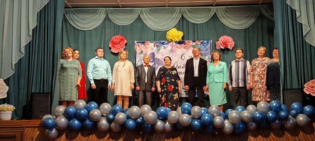 Благочинный Кадомского округа протоиерей Сергий Сорвачёв поздравил Кадомчан с Днём матери