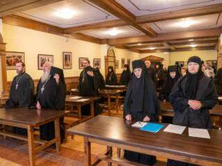 Настоятельницы женских обителей Касимовской епархии приняли участие в секции регионального этапа Рождественских чтений «Древние монашеские традиции в условиях современности»