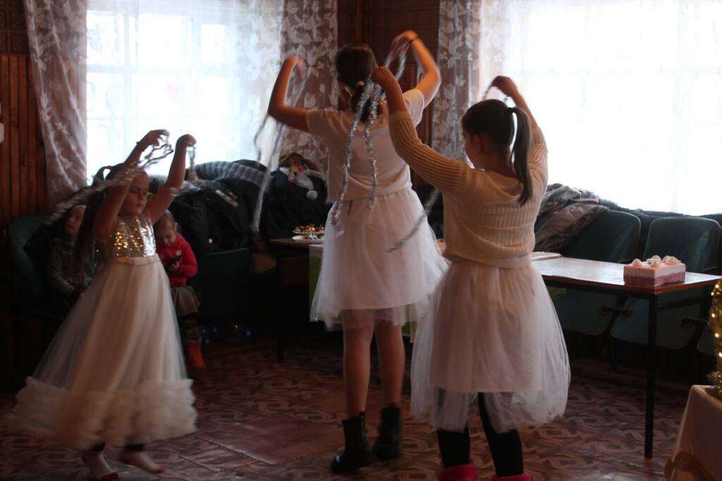 Воспитанники воскресных школ Кадомского благочиния выступили с  праздничным представлением для жителей села  Старый Кадом Кадомского района