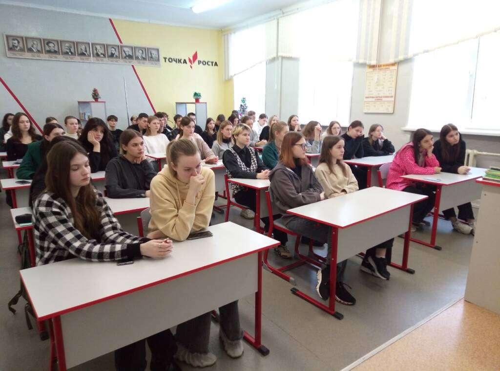 В средней школе №4 г. Касимова прошло просветительское мероприятие «Алкоголь и курение-пагубные страсти»