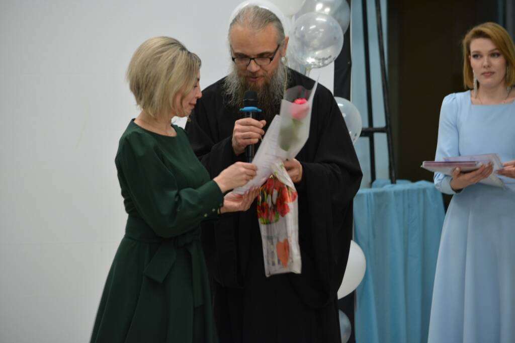В Кадоме прошел Сретенский бал, посвященный Международному Дню православной молодёжи