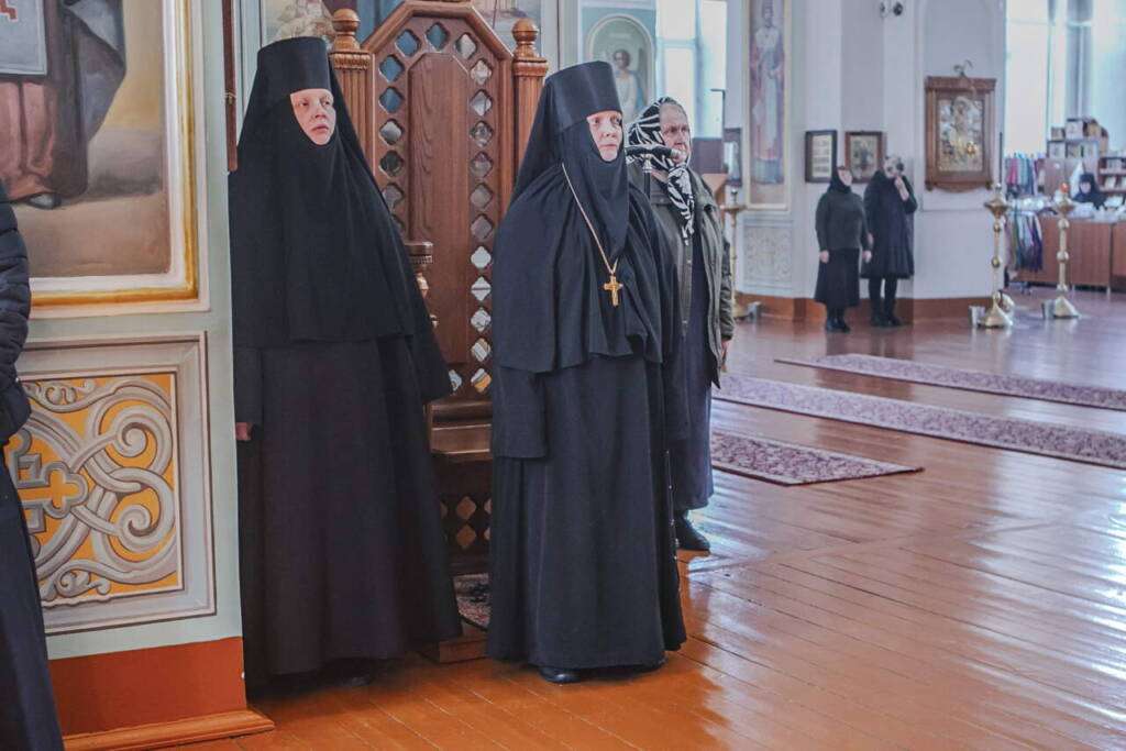 Архипастырский визит в Милостиво-Богородицкий женский монастырь поселка Кадом